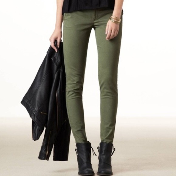 Calvin Klein Army Green Pants - Picture 2 of 7